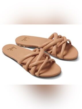 BEEK Puffback Beige handmade leather sandals size 9 $240